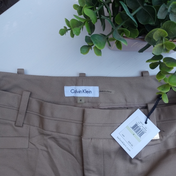 NWT Calvin Klein Khaki Dress Pants Size 4 - Picture 7 of 7